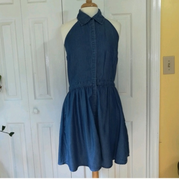 Dresses & Skirts - Chambray button down halter dress